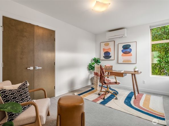 730 25th Avenue S, Seattle WA 98144