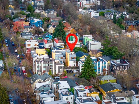 730 25th Avenue S, Seattle WA 98144