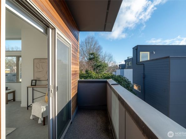 730 25th Avenue S, Seattle WA 98144