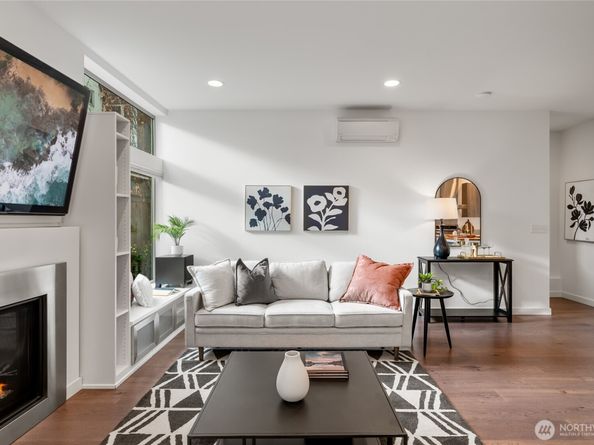 730 25th Avenue S, Seattle WA 98144