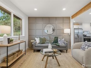 3448 14th Avenue W, Seattle WA 98119