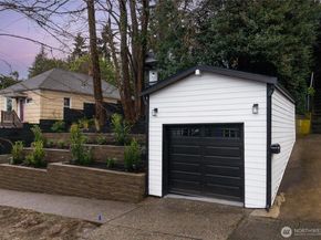 3448 14th Avenue W, Seattle WA 98119