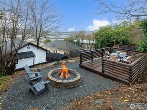 3448 14th Avenue W, Seattle WA 98119