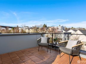 953 N 35th Street, Seattle WA 98103