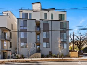 953 N 35th Street, Seattle WA 98103