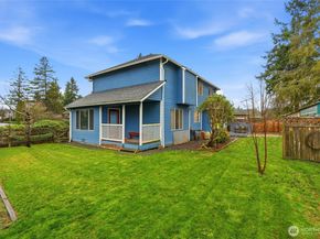 2002 127th Drive NE, Lake Stevens WA 98258