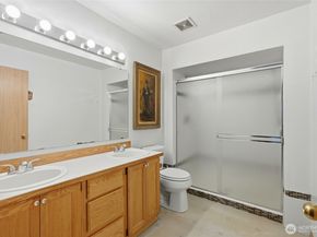 2002 127th Drive NE, Lake Stevens WA 98258