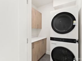 117 Wells Avenue S B, Renton WA 98057