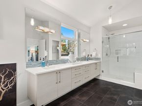 21955 SE 30th Place, Sammamish WA 98075