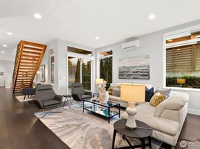 21955 SE 30th Place, Sammamish WA 98075