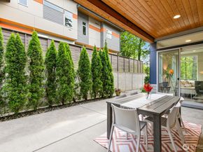 21955 SE 30th Place, Sammamish WA 98075