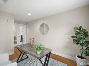 706 Bremerton Place NE, Renton WA 98059