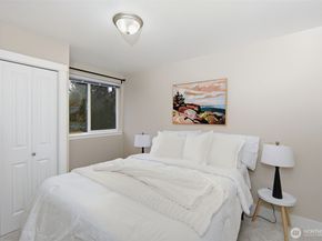 706 Bremerton Place NE, Renton WA 98059