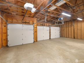 706 Bremerton Place NE, Renton WA 98059