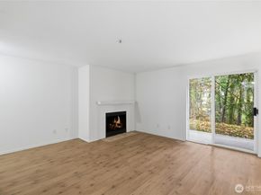 19230 Forest Park Drive NE C110, Seattle WA 98155