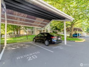 19230 Forest Park Drive NE C110, Seattle WA 98155