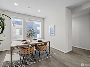 7629 NE 122nd Court 7, Kirkland WA 98034