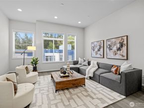 7629 NE 122nd Court 7, Kirkland WA 98034