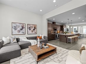 7629 NE 122nd Court 7, Kirkland WA 98034