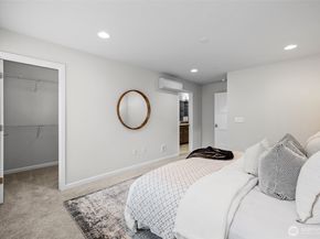 7629 NE 122nd Court 7, Kirkland WA 98034