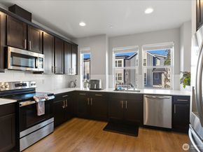 13717 Admiralty Way G4, Lynnwood WA 98087