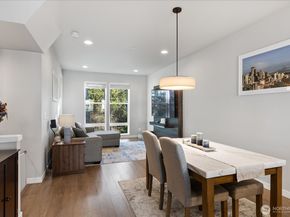 13717 Admiralty Way G4, Lynnwood WA 98087