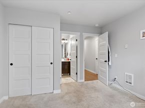 13717 Admiralty Way G4, Lynnwood WA 98087