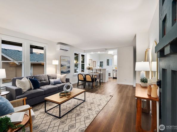 4521 47th Avenue SW, Seattle WA 98116