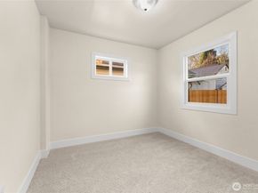 1229 Broadway Ave, Bremerton WA 98337