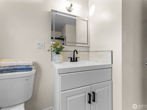 1229 Broadway Ave, Bremerton WA 98337