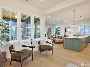 7003 37th Avenue NE, Seattle WA 98115