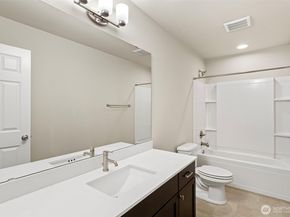 17913 38th Drive 20, Bothell WA 98012