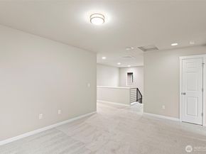 17913 38th Drive 20, Bothell WA 98012