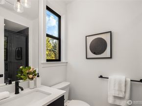 13988 SE 5th Street, Bellevue WA 98005