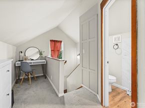 1211 N 3rd Street, Renton WA 98057