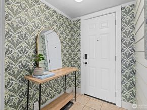 1211 N 3rd Street, Renton WA 98057