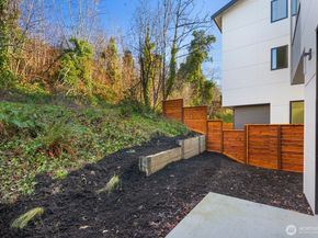 5246 23rd Avenue SW, Seattle WA 98106