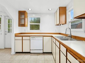 3125 SE 6th, Renton WA 98058