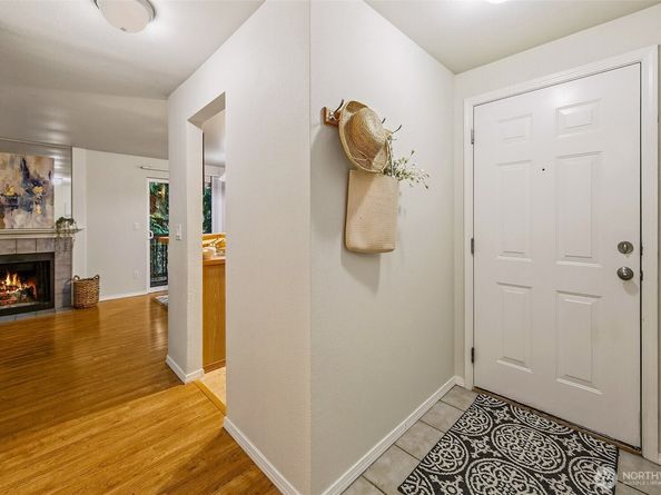 1009 112th Street SE B203, Everett WA 98208