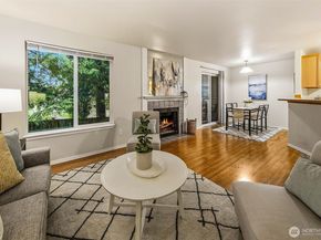 1009 112th Street SE B203, Everett WA 98208