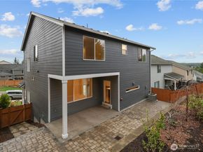 2114 NW Rustling Fir Lane, Silverdale WA 98383