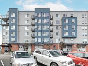 2824 Grand Avenue A104, Everett WA 98201