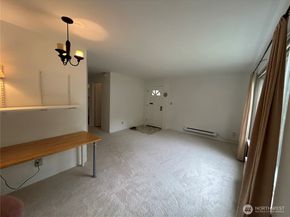 4717 Terrace Drive NE 4717, Seattle WA 98105