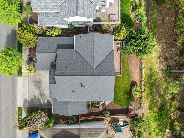 436 Wilderness Peak Drive NW, Issaquah WA 98027