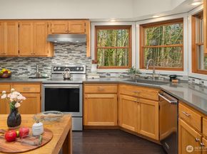 12908 SW 244th Place, Vashon WA 98070