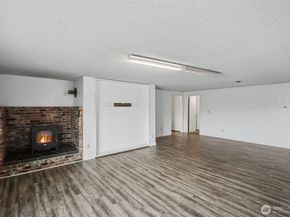 2644 Stevens Drive, Bremerton WA 98312