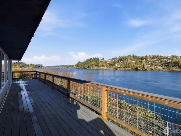 2644 Stevens Drive, Bremerton WA 98312