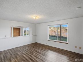 2644 Stevens Drive, Bremerton WA 98312