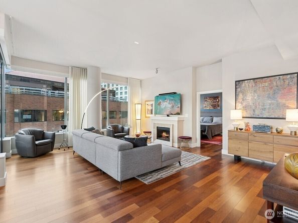 737 Olive Way 2200, Seattle WA 98101