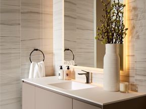 838 Avenue Square NE 1202, Bellevue WA 98004